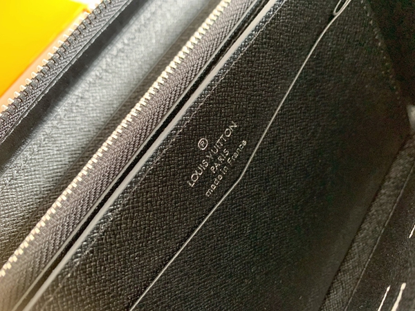 LVコピーウォレット全体デザイン